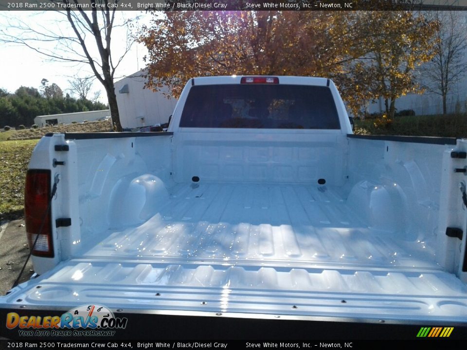 2018 Ram 2500 Tradesman Crew Cab 4x4 Bright White / Black/Diesel Gray Photo #11