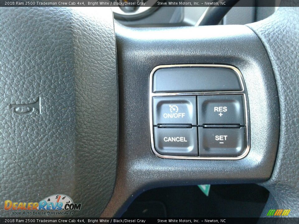 2018 Ram 2500 Tradesman Crew Cab 4x4 Bright White / Black/Diesel Gray Photo #16