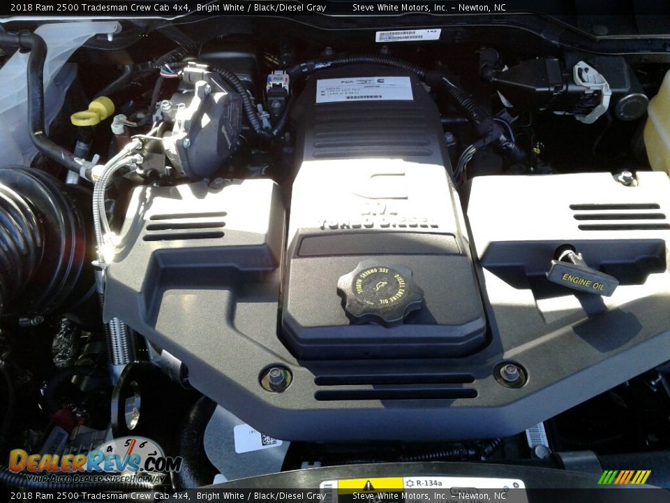 2018 Ram 2500 Tradesman Crew Cab 4x4 Bright White / Black/Diesel Gray Photo #26