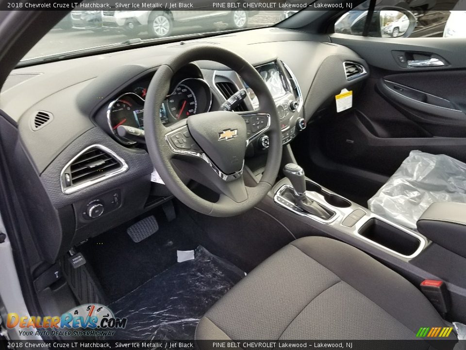 Jet Black Interior - 2018 Chevrolet Cruze LT Hatchback Photo #7