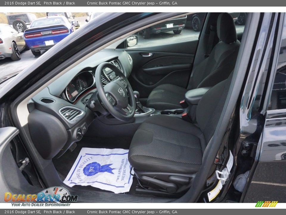 2016 Dodge Dart SE Pitch Black / Black Photo #9
