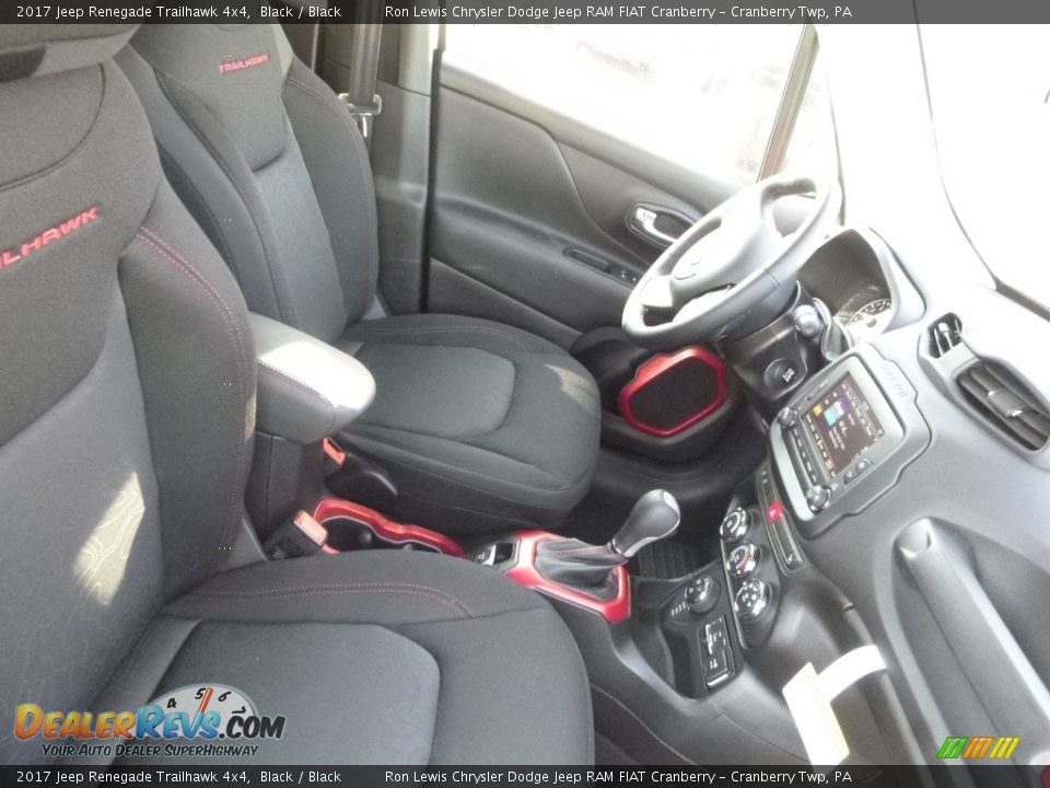 2017 Jeep Renegade Trailhawk 4x4 Black / Black Photo #10