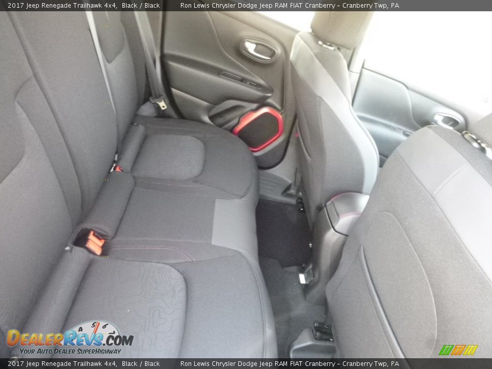 2017 Jeep Renegade Trailhawk 4x4 Black / Black Photo #12