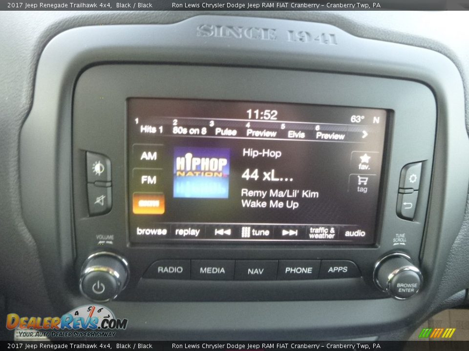 2017 Jeep Renegade Trailhawk 4x4 Black / Black Photo #16