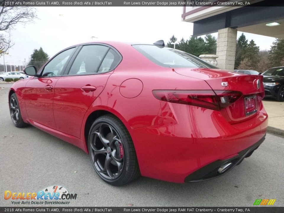 2018 Alfa Romeo Giulia Ti AWD Rosso (Red) Alfa / Black/Tan Photo #5