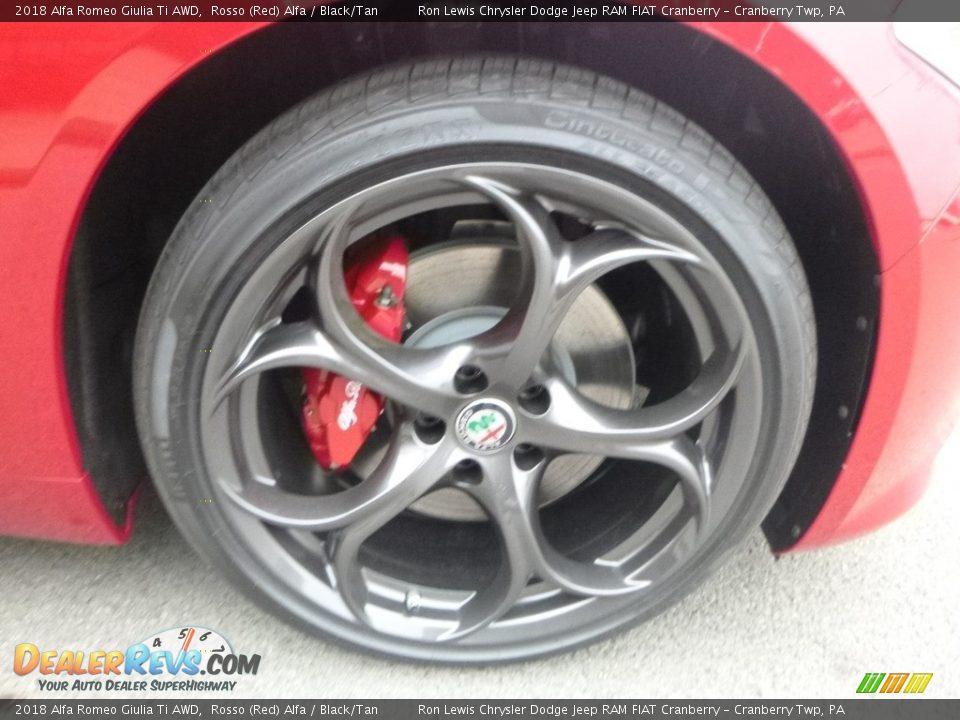 2018 Alfa Romeo Giulia Ti AWD Rosso (Red) Alfa / Black/Tan Photo #13