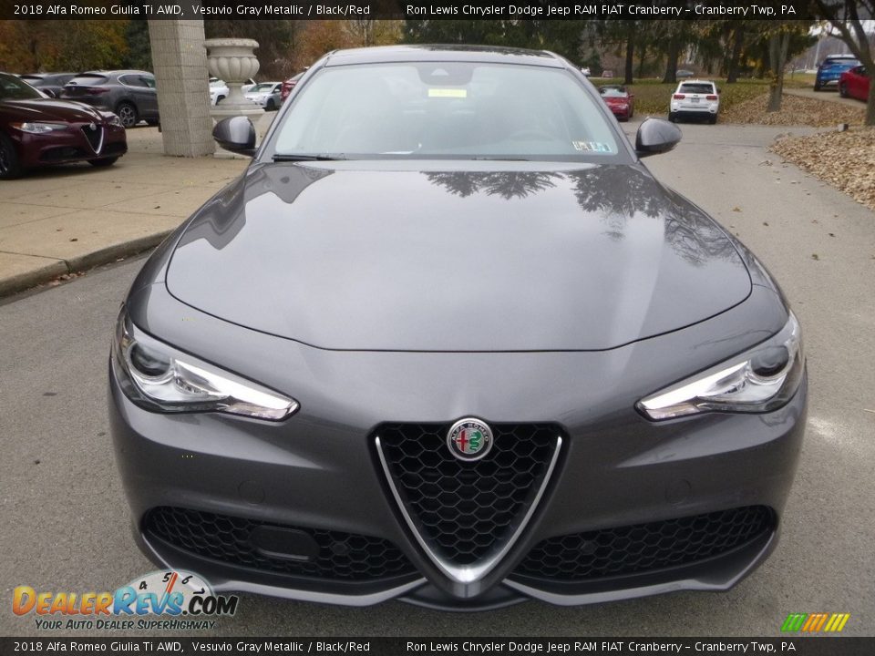 Vesuvio Gray Metallic 2018 Alfa Romeo Giulia Ti AWD Photo #12
