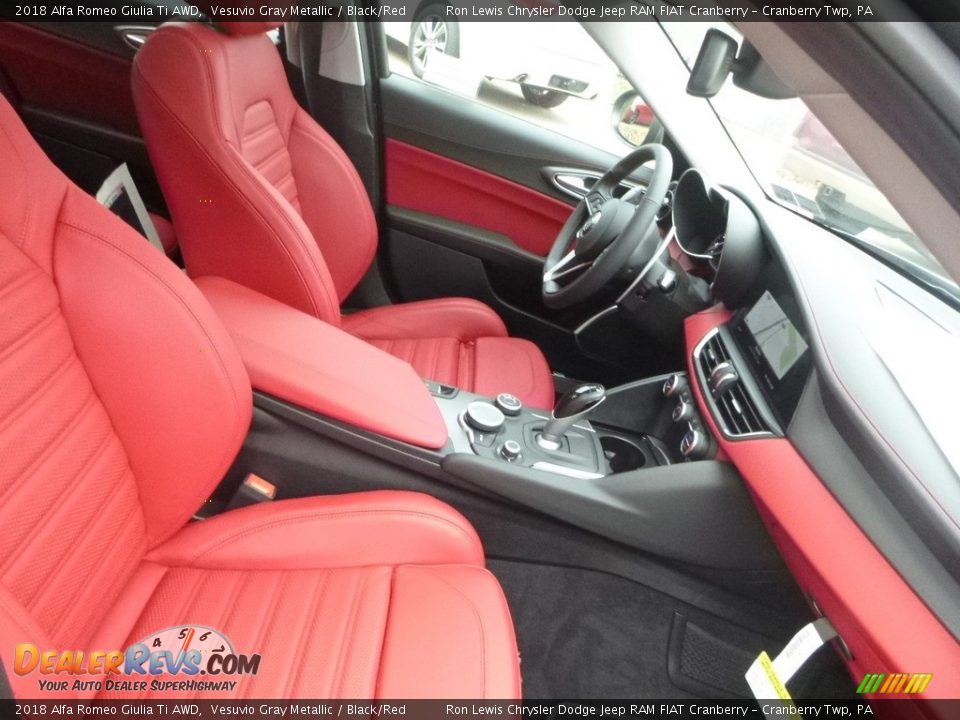 Front Seat of 2018 Alfa Romeo Giulia Ti AWD Photo #14