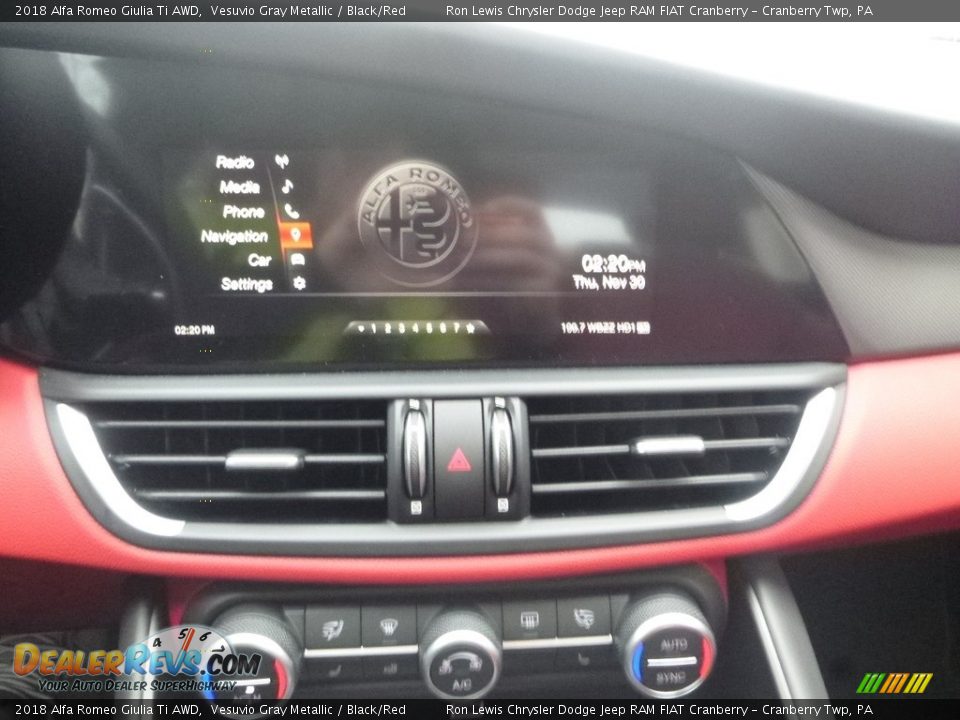 2018 Alfa Romeo Giulia Ti AWD Vesuvio Gray Metallic / Black/Red Photo #24