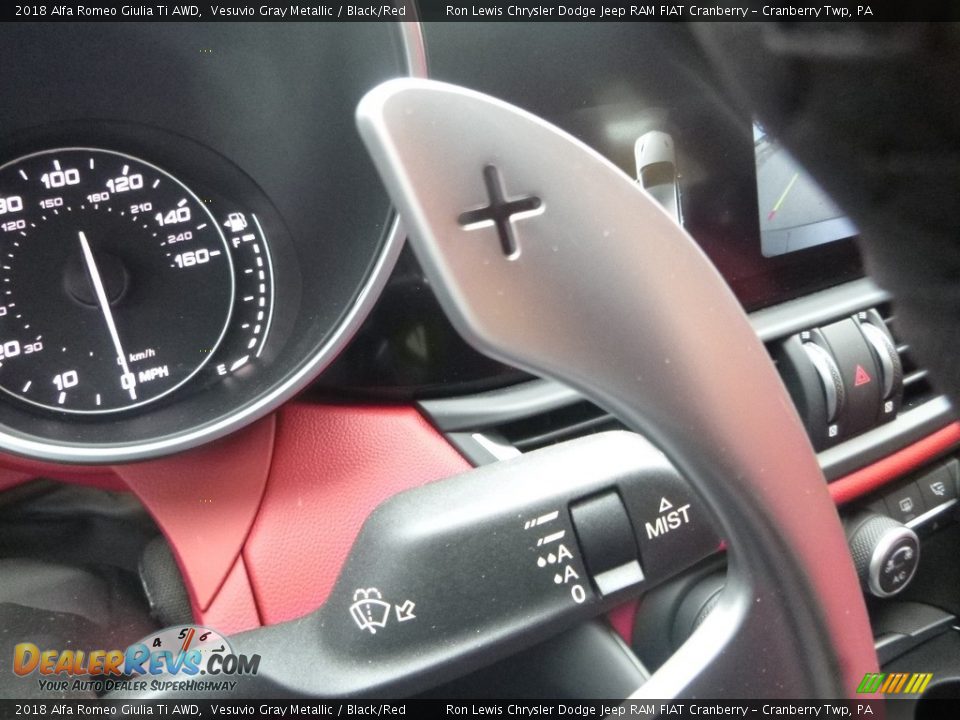 2018 Alfa Romeo Giulia Ti AWD Shifter Photo #26