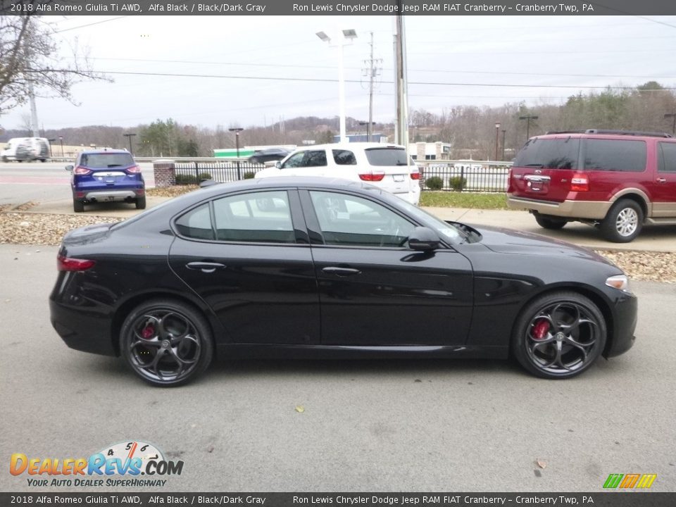 2018 Alfa Romeo Giulia Ti AWD Alfa Black / Black/Dark Gray Photo #8