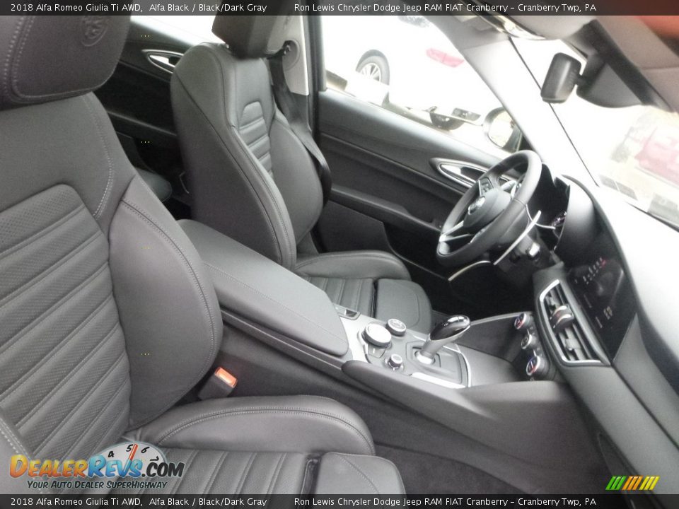 2018 Alfa Romeo Giulia Ti AWD Alfa Black / Black/Dark Gray Photo #13