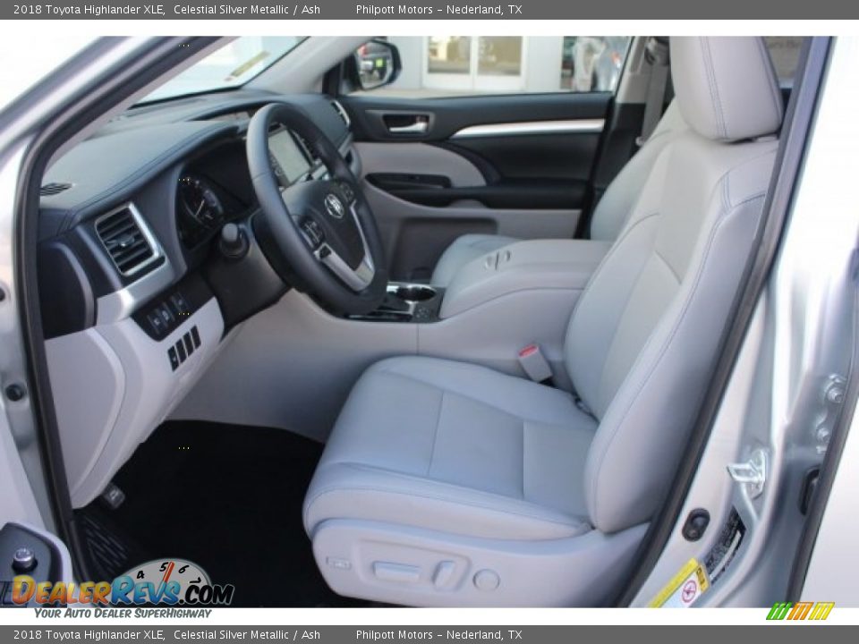 2018 Toyota Highlander XLE Celestial Silver Metallic / Ash Photo #11