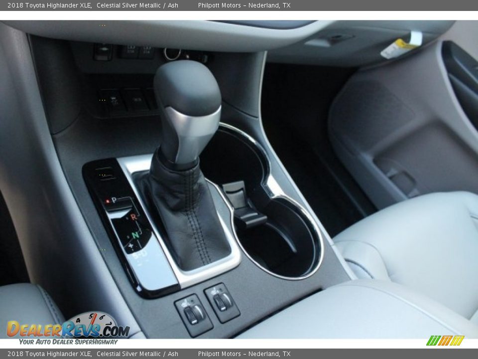 2018 Toyota Highlander XLE Celestial Silver Metallic / Ash Photo #17