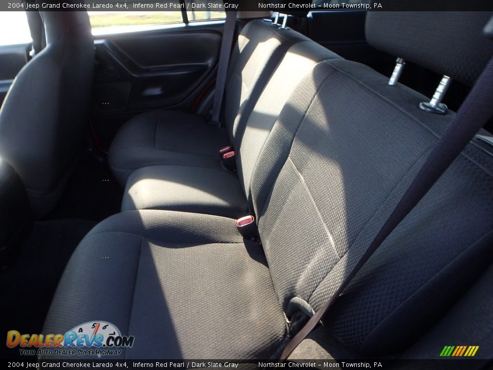 2004 Jeep Grand Cherokee Laredo 4x4 Inferno Red Pearl / Dark Slate Gray Photo #9