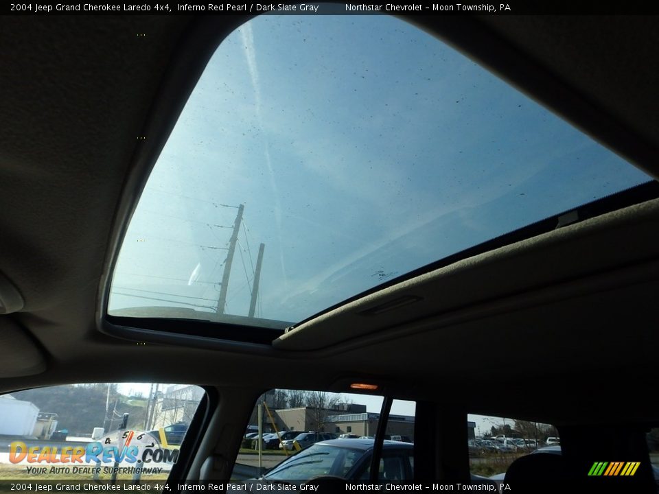2004 Jeep Grand Cherokee Laredo 4x4 Inferno Red Pearl / Dark Slate Gray Photo #12