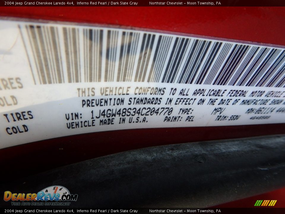 2004 Jeep Grand Cherokee Laredo 4x4 Inferno Red Pearl / Dark Slate Gray Photo #14