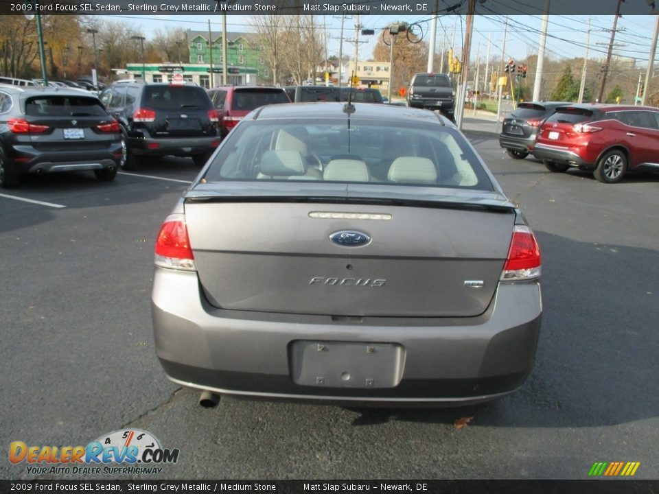 2009 Ford Focus SEL Sedan Sterling Grey Metallic / Medium Stone Photo #7