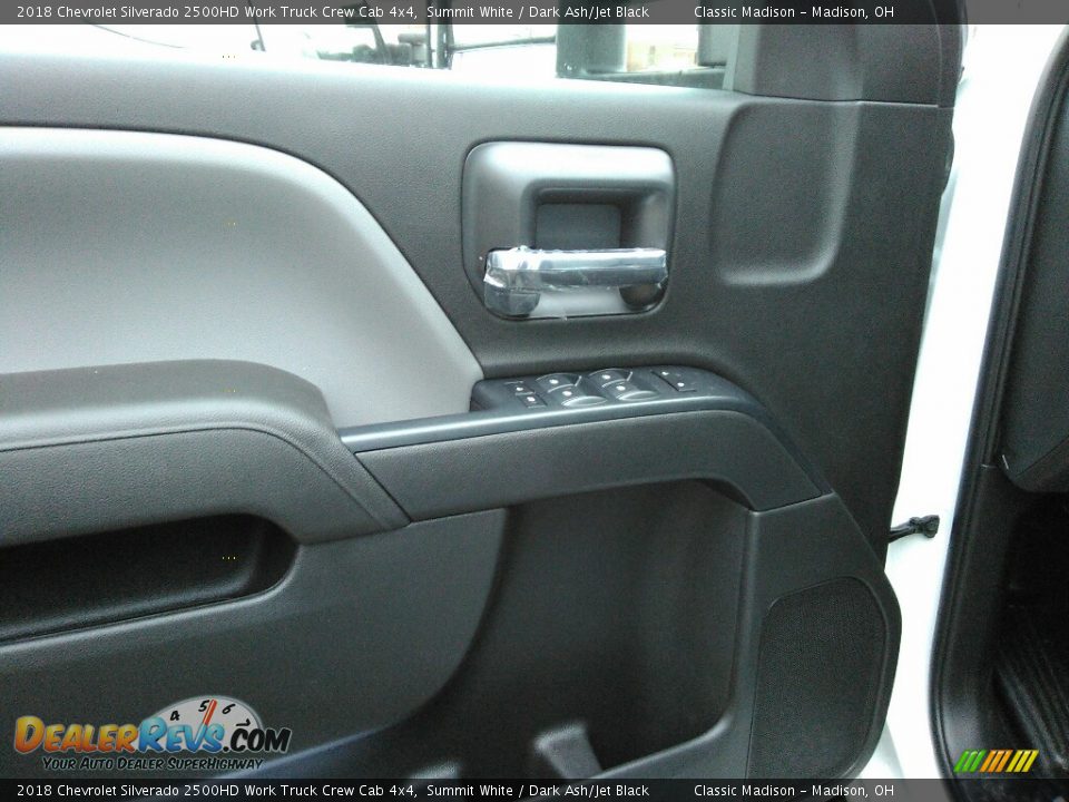 2018 Chevrolet Silverado 2500HD Work Truck Crew Cab 4x4 Summit White / Dark Ash/Jet Black Photo #3