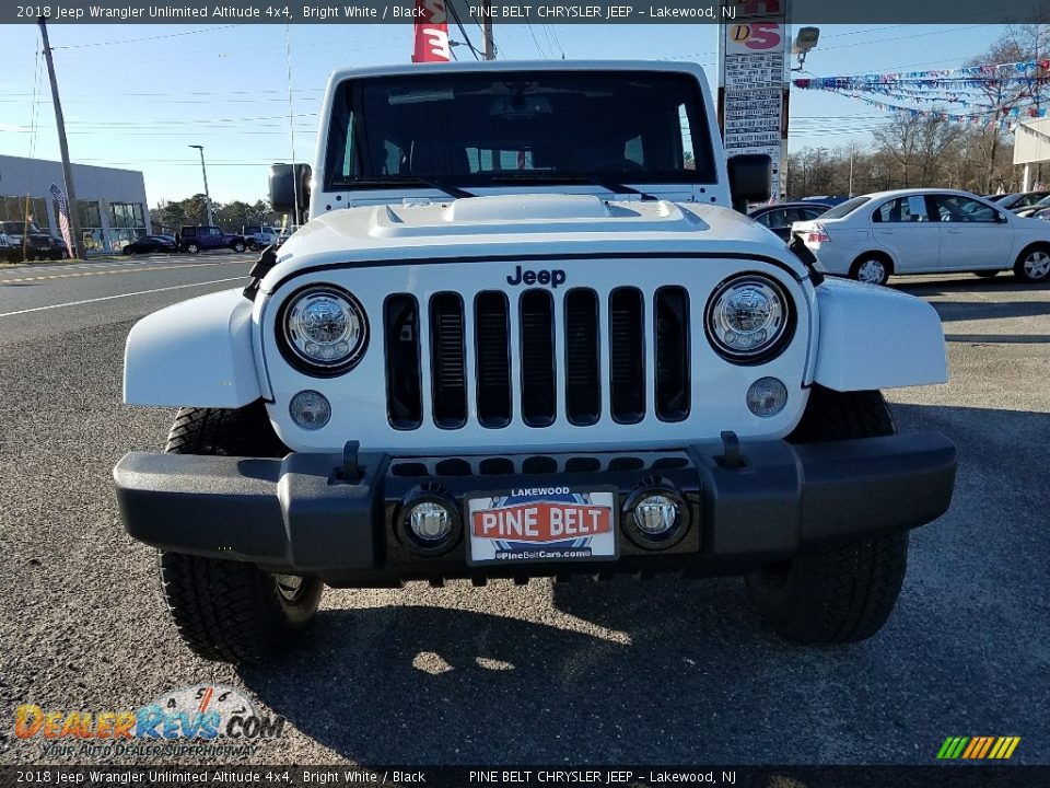 2018 Jeep Wrangler Unlimited Altitude 4x4 Bright White / Black Photo #2