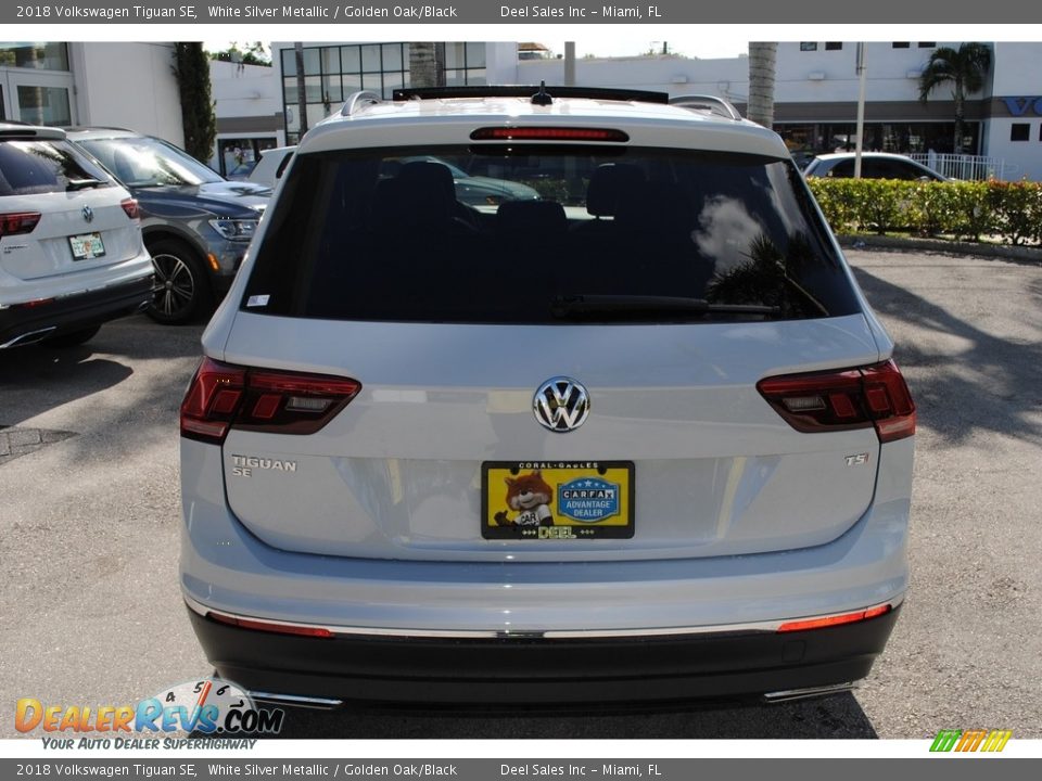 2018 Volkswagen Tiguan SE White Silver Metallic / Golden Oak/Black Photo #8