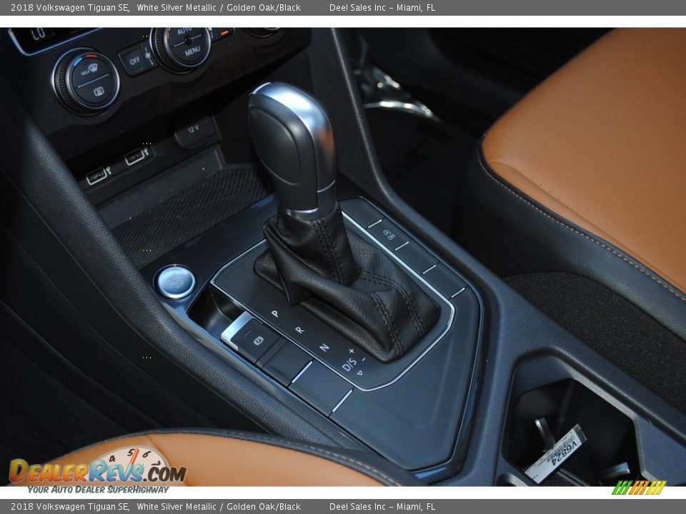 2018 Volkswagen Tiguan SE Shifter Photo #15