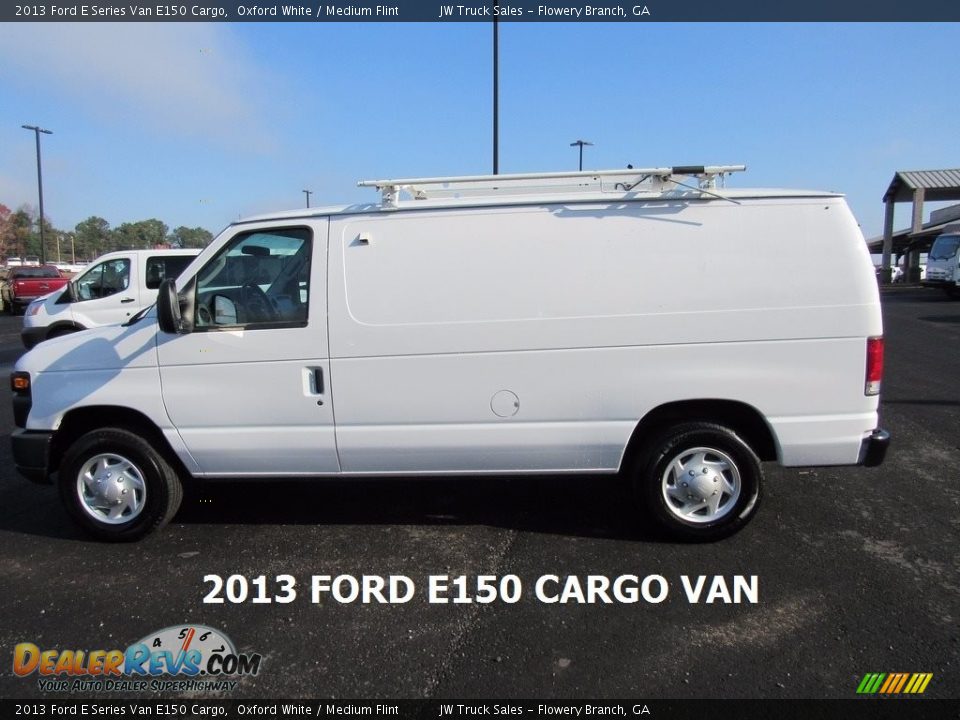 2013 Ford E Series Van E150 Cargo Oxford White / Medium Flint Photo #2