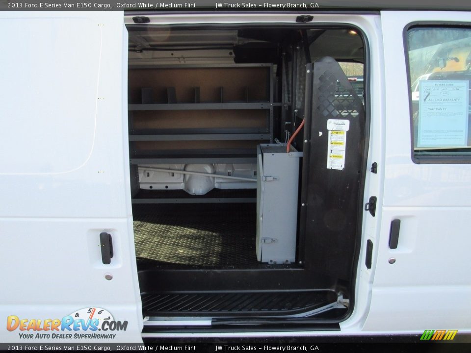 2013 Ford E Series Van E150 Cargo Oxford White / Medium Flint Photo #32