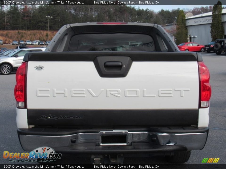 2005 Chevrolet Avalanche LT Summit White / Tan/Neutral Photo #4