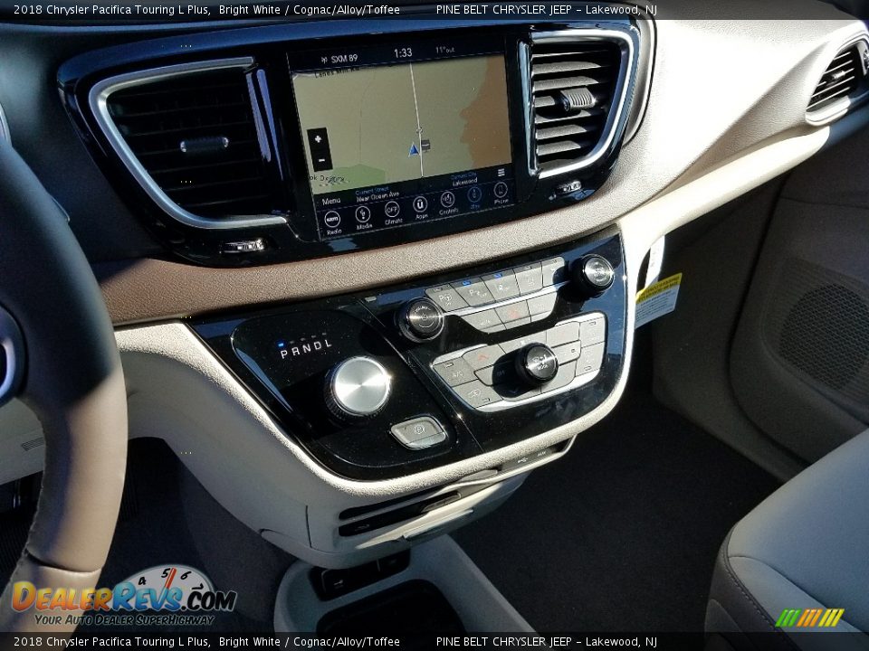 2018 Chrysler Pacifica Touring L Plus Bright White / Cognac/Alloy/Toffee Photo #10