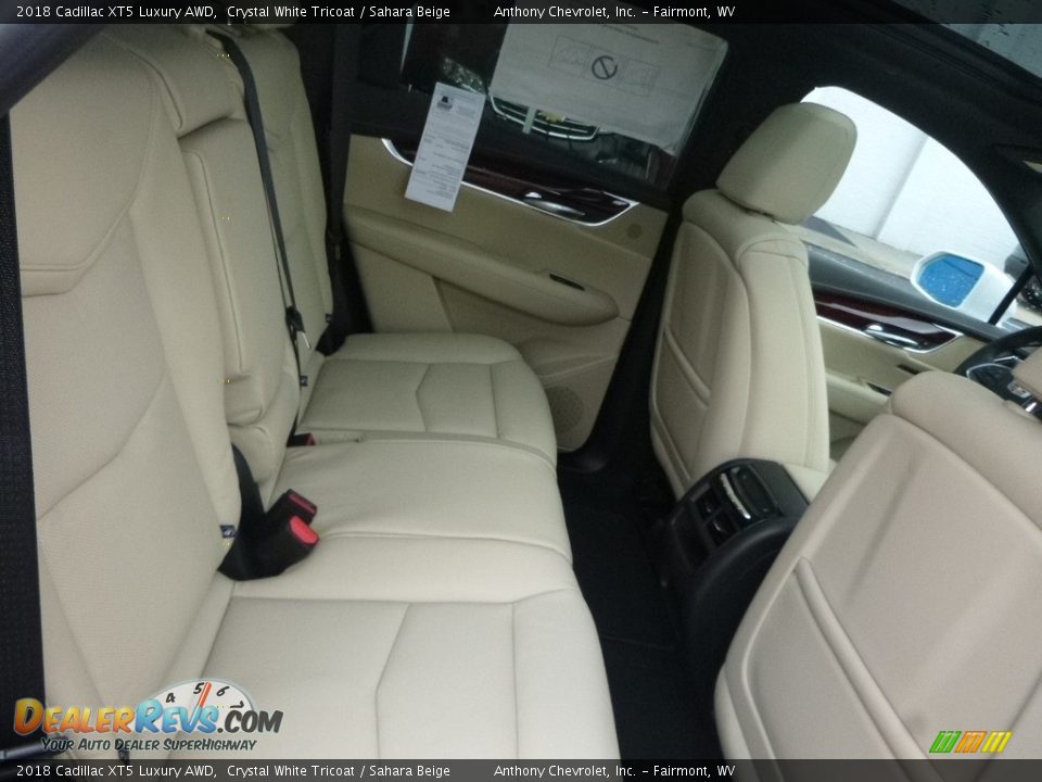 2018 Cadillac XT5 Luxury AWD Crystal White Tricoat / Sahara Beige Photo #12