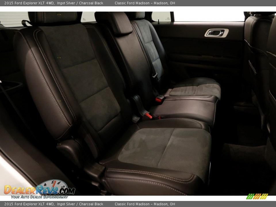 2015 Ford Explorer XLT 4WD Ingot Silver / Charcoal Black Photo #17