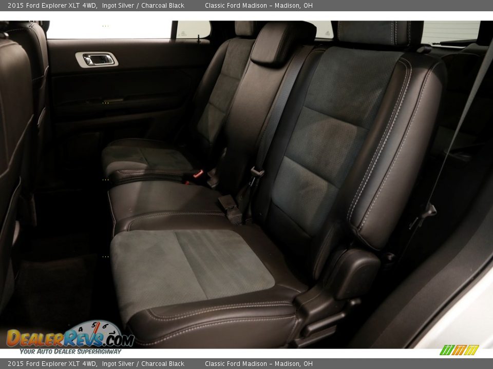2015 Ford Explorer XLT 4WD Ingot Silver / Charcoal Black Photo #18