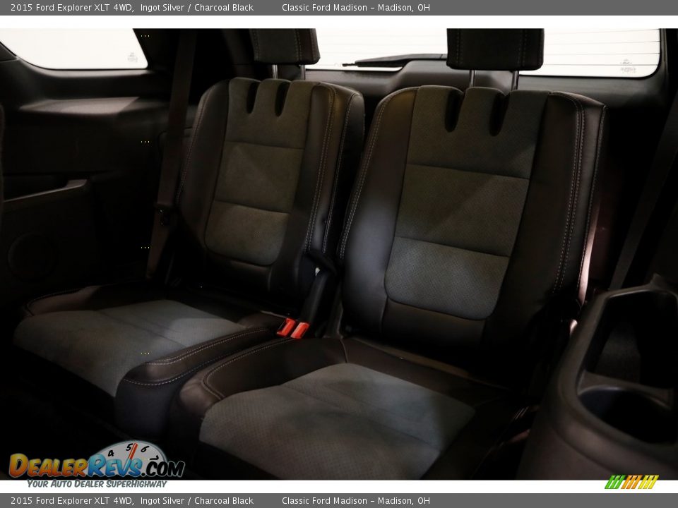 2015 Ford Explorer XLT 4WD Ingot Silver / Charcoal Black Photo #19