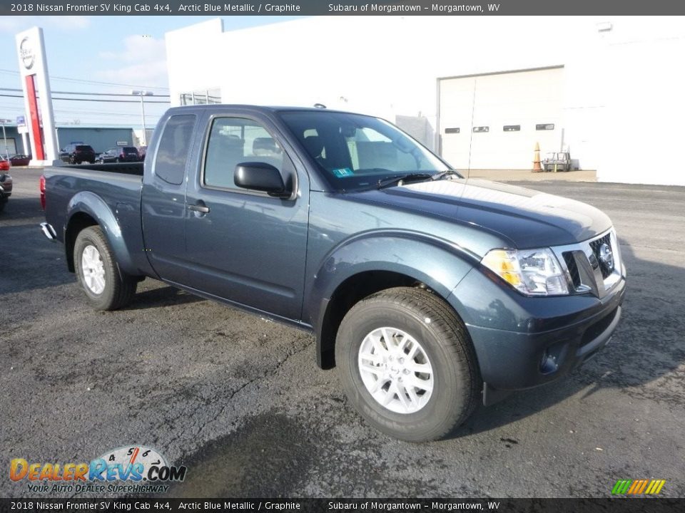 Front 3/4 View of 2018 Nissan Frontier SV King Cab 4x4 Photo #1