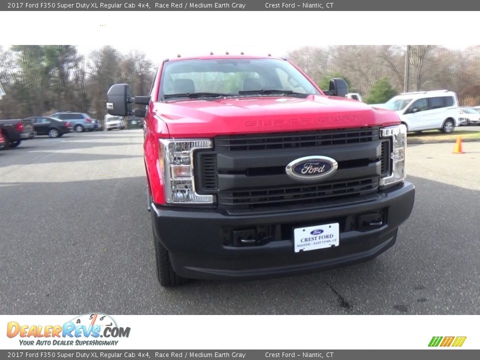 2017 Ford F350 Super Duty XL Regular Cab 4x4 Race Red / Medium Earth Gray Photo #5