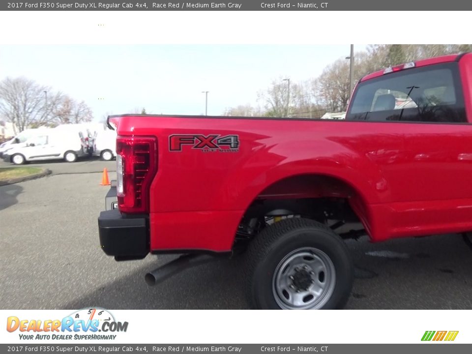 2017 Ford F350 Super Duty XL Regular Cab 4x4 Race Red / Medium Earth Gray Photo #29
