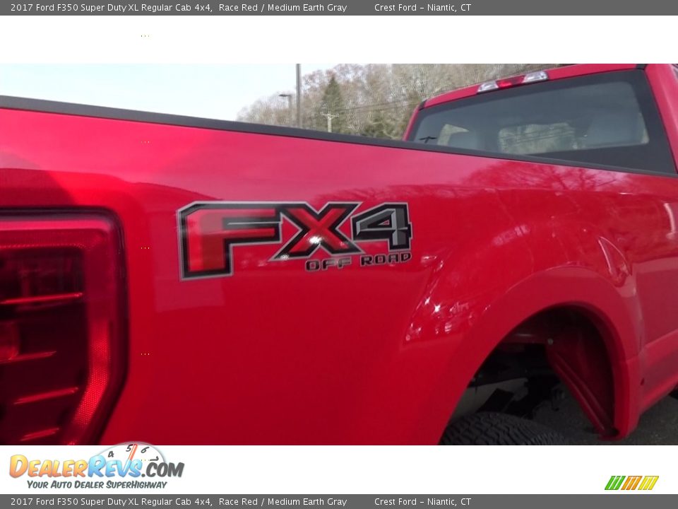 2017 Ford F350 Super Duty XL Regular Cab 4x4 Race Red / Medium Earth Gray Photo #30