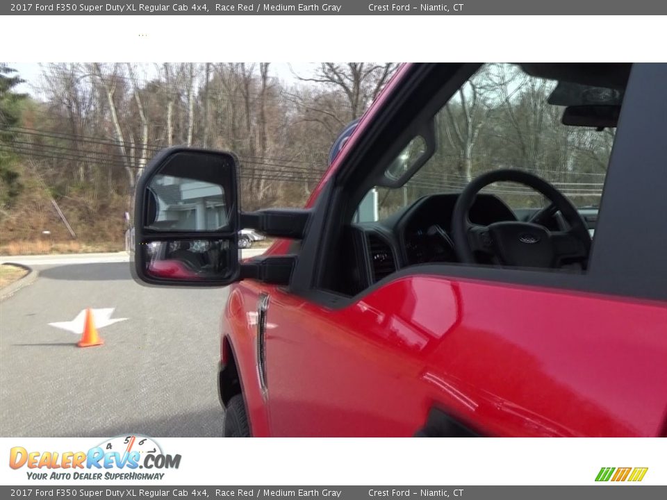 2017 Ford F350 Super Duty XL Regular Cab 4x4 Race Red / Medium Earth Gray Photo #35