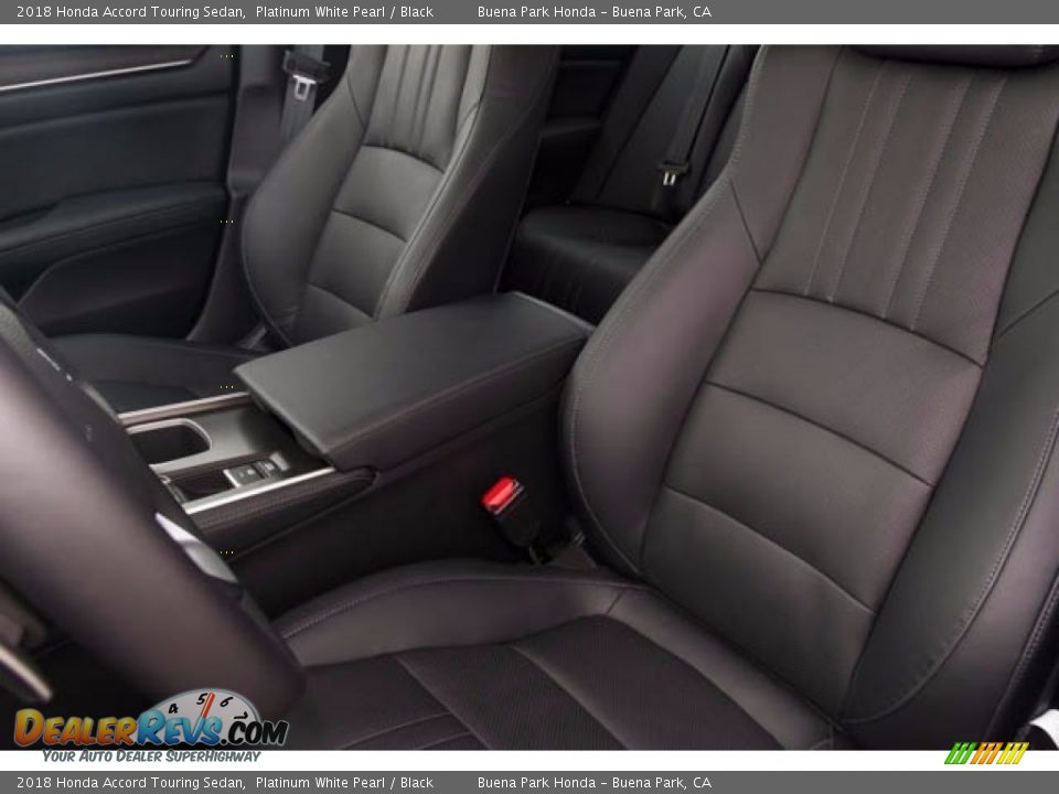 2018 Honda Accord Touring Sedan Platinum White Pearl / Black Photo #10