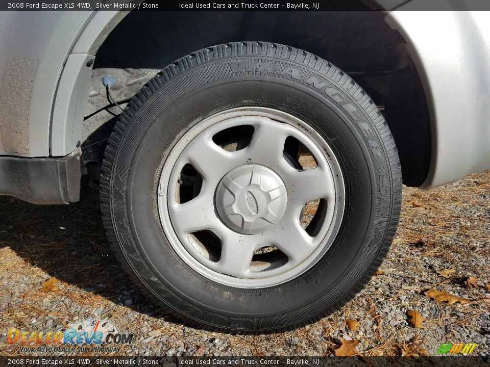 2008 Ford Escape XLS 4WD Silver Metallic / Stone Photo #22