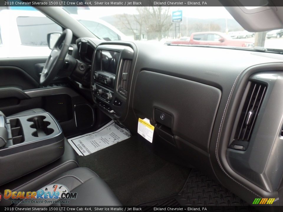2018 Chevrolet Silverado 1500 LTZ Crew Cab 4x4 Silver Ice Metallic / Jet Black Photo #15