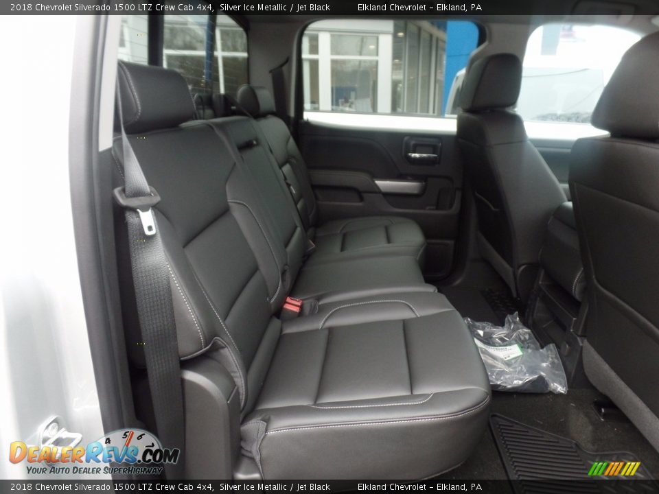 2018 Chevrolet Silverado 1500 LTZ Crew Cab 4x4 Silver Ice Metallic / Jet Black Photo #16