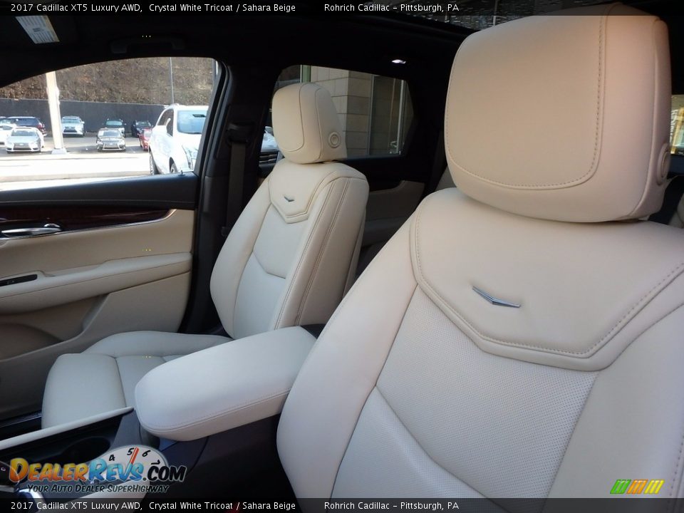 2017 Cadillac XT5 Luxury AWD Crystal White Tricoat / Sahara Beige Photo #17