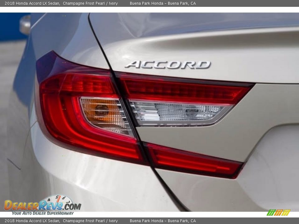 2018 Honda Accord LX Sedan Champagne Frost Pearl / Ivory Photo #3