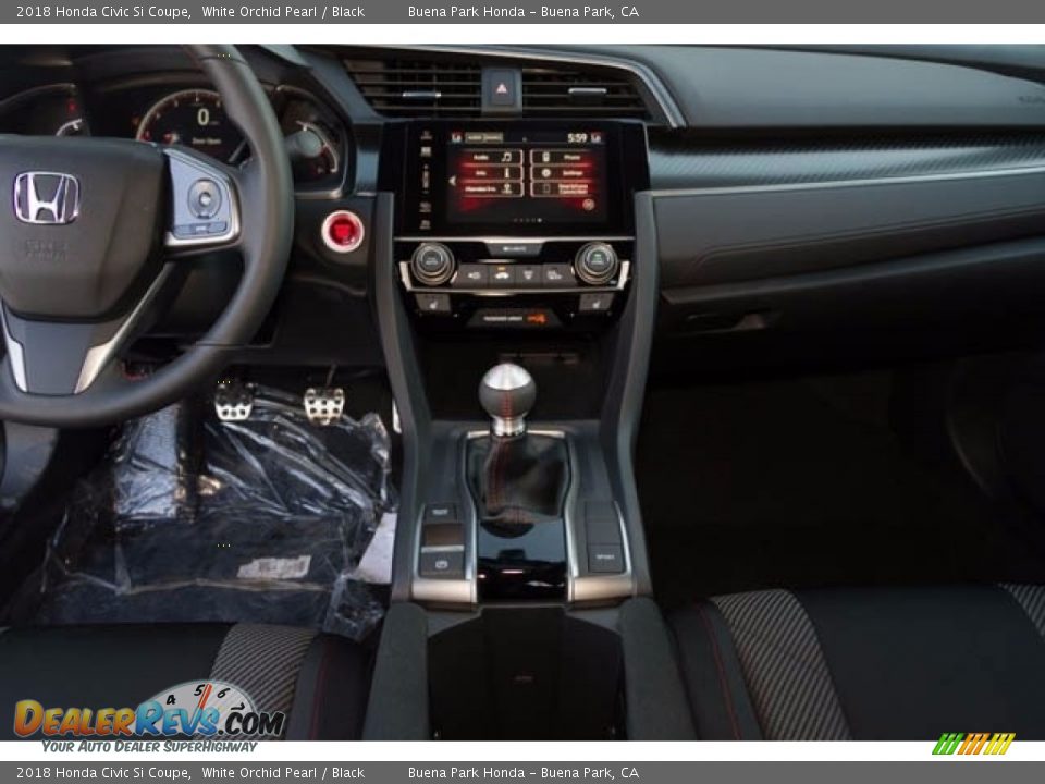 Controls of 2018 Honda Civic Si Coupe Photo #12