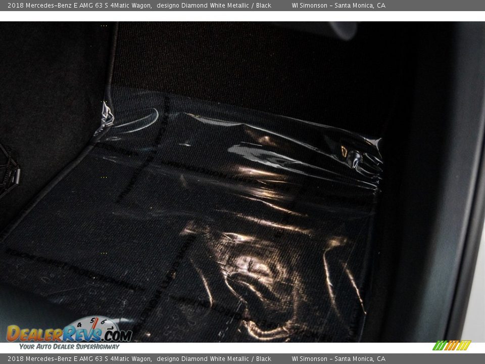 2018 Mercedes-Benz E AMG 63 S 4Matic Wagon designo Diamond White Metallic / Black Photo #28