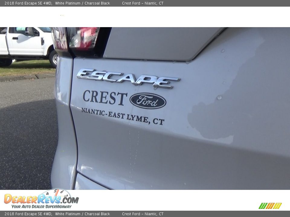 2018 Ford Escape SE 4WD White Platinum / Charcoal Black Photo #10