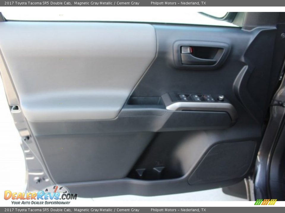 2017 Toyota Tacoma SR5 Double Cab Magnetic Gray Metallic / Cement Gray Photo #9