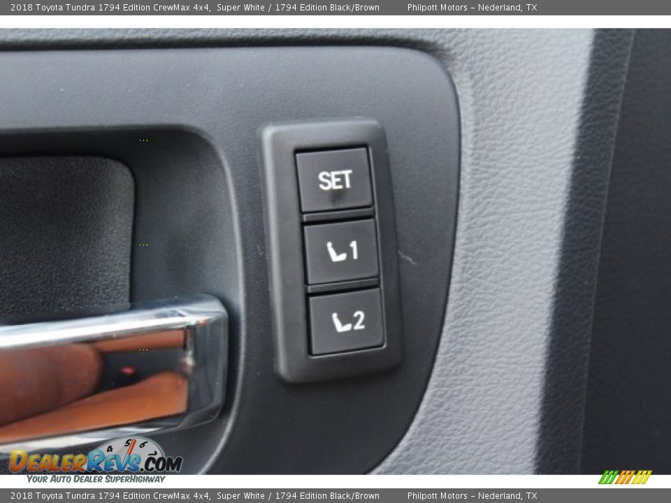 2018 Toyota Tundra 1794 Edition CrewMax 4x4 Super White / 1794 Edition Black/Brown Photo #10